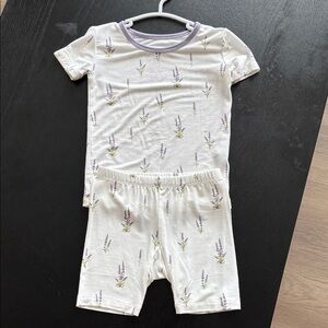 Kyte baby lavender short sleeve pajama